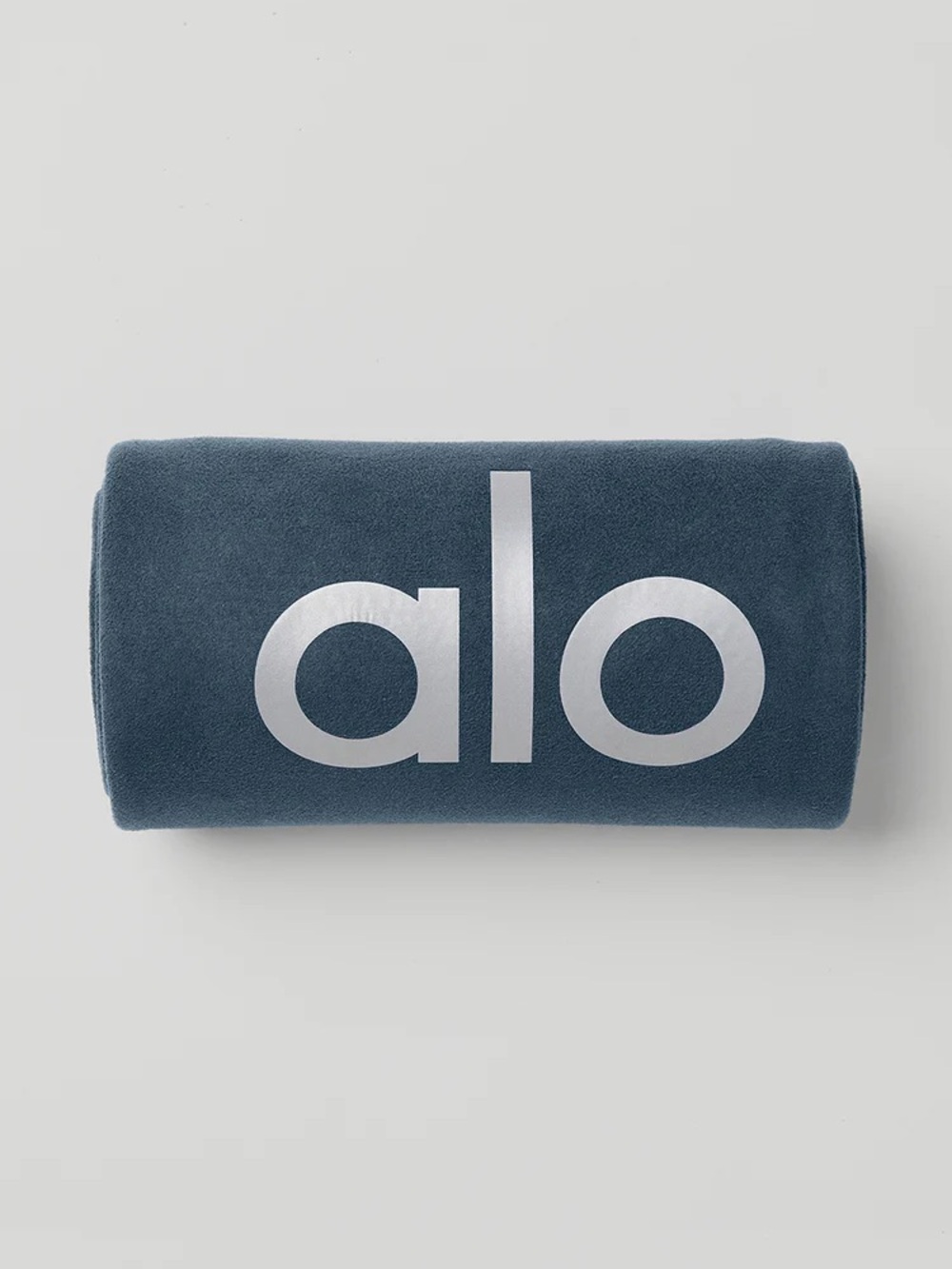 New Alo Yoga Grounded No Slip Yoga Mat Towel in Eclipse Blue - Picture 9 of 10